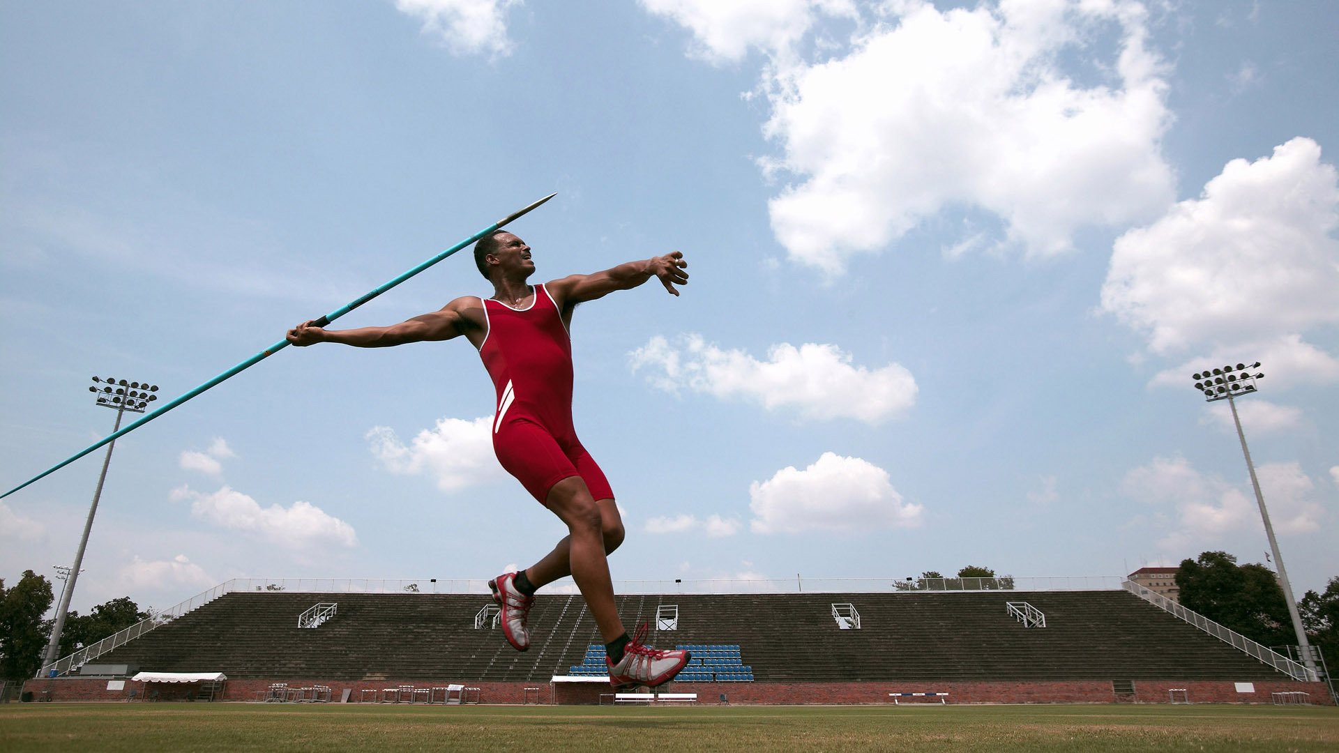 星空·综合体育-校园足球考核体系过于形式化,我国校园足球训练存在的问题